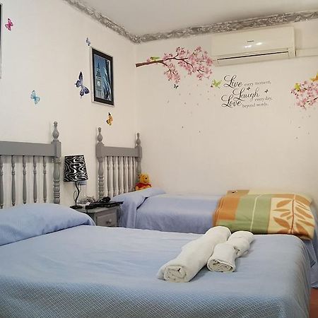 Pension Giraldilla Séville Extérieur photo