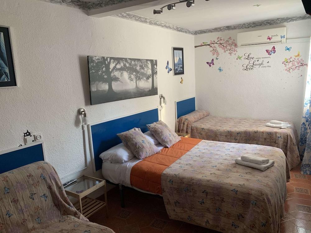 Pension Giraldilla Séville Extérieur photo